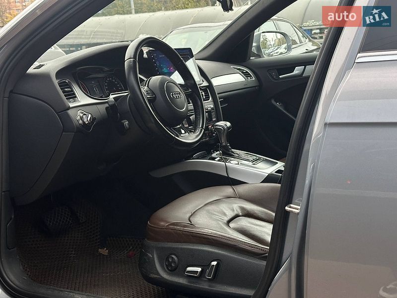 Седан Audi A4 2015 в Киеве