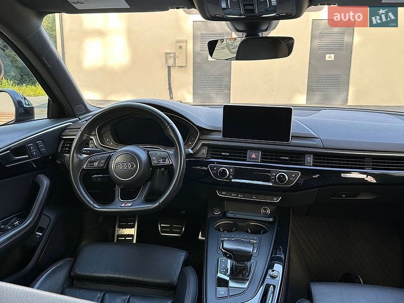 Седан Audi A4 2017 в Львові фото 15 Седан Audi A4 2017 в Львові
