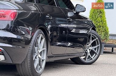 Седан Audi A4 2024 в Києві