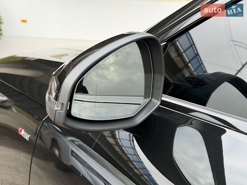 Седан Audi A4 2024 в Києві