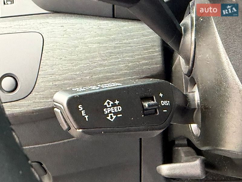 Седан Audi A4 2024 в Києві