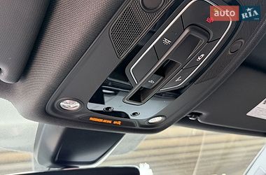 Седан Audi A4 2024 в Києві