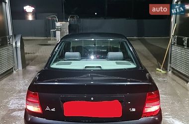 Седан Audi A4 1999 в Ужгороде