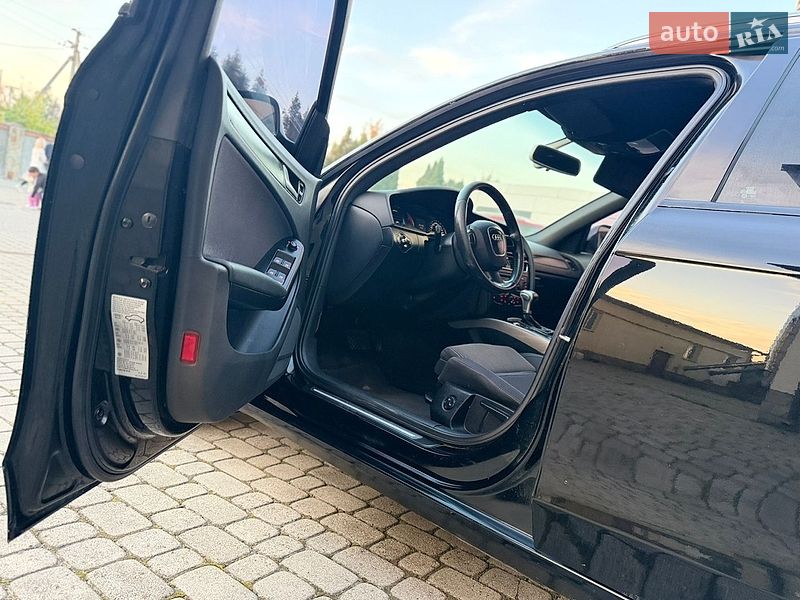 Универсал Audi A4 2009 в Львове