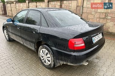 Седан Audi A4 1997 в Косове