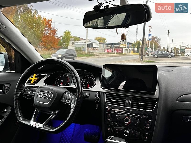 Седан Audi A4 2014 в Буче