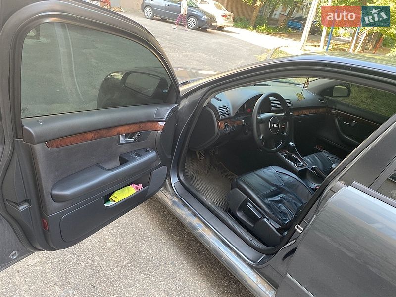 Седан Audi A4 2004 в Кропивницком
