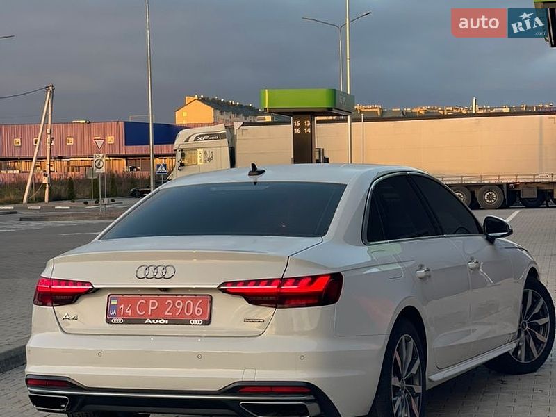 Седан Audi A4 2021 в Стрые