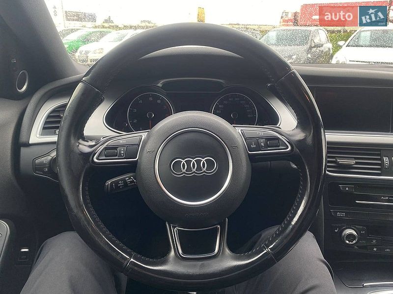 Универсал Audi A4 2015 в Львове