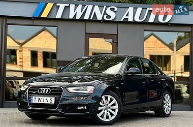 Седан Audi A4 2014 в Одесі