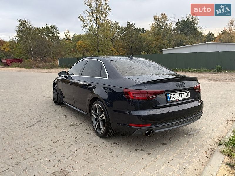 Седан Audi A4 2017 в Львове