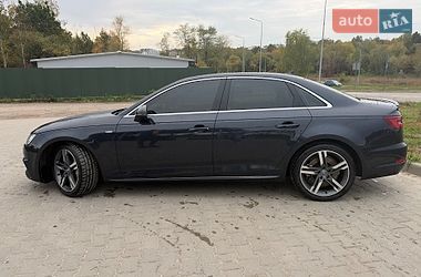 Седан Audi A4 2017 в Львове