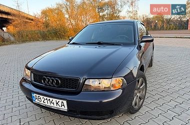 Седан Audi A4 1997 в Дрогобичі