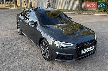 Седан Audi A4 2015 в Первомайске