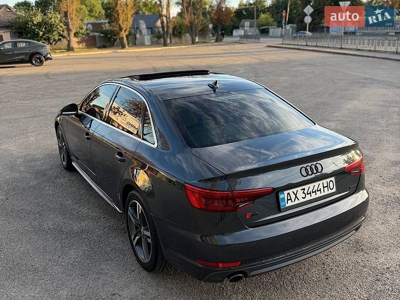 Седан Audi A4 2015 в Первомайске