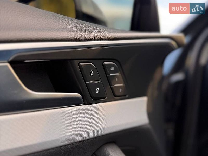 Седан Audi A4 2015 в Первомайске