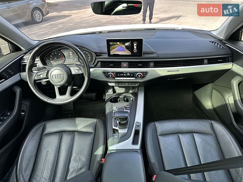 Седан Audi A4 2015 в Полтаве