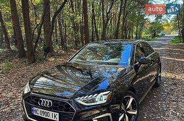 Седан Audi A4 2019 в Львові