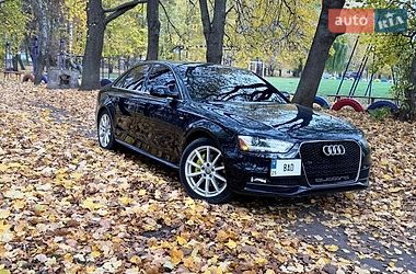 Седан Audi A4 2013 в Киеве