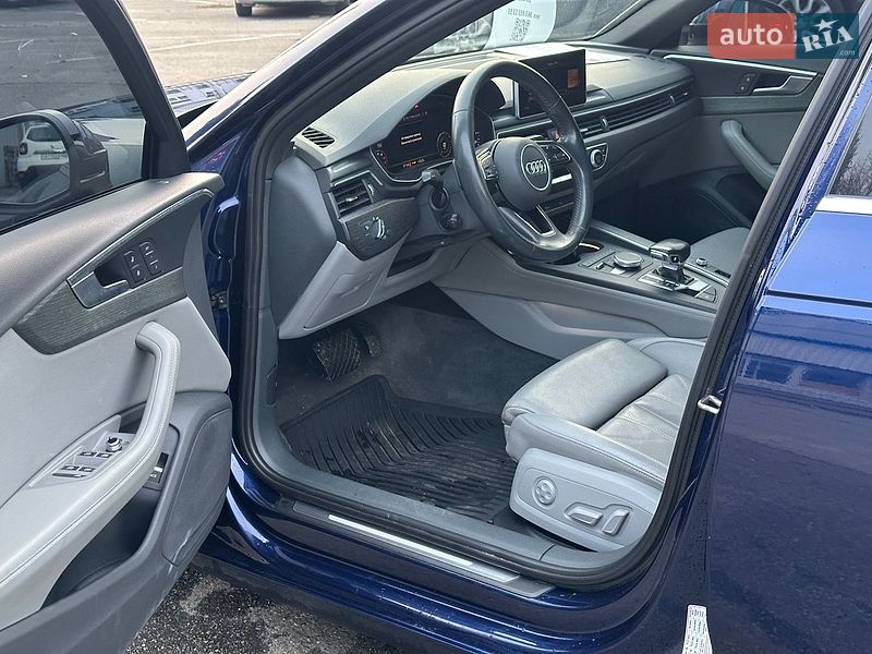 Седан Audi A4 2019 в Киеве