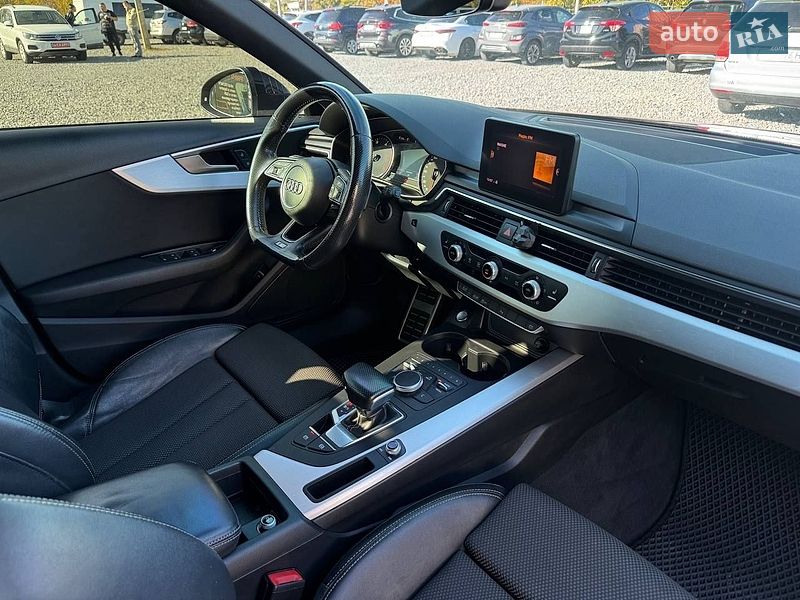 Универсал Audi A4 2017 в Черновцах
