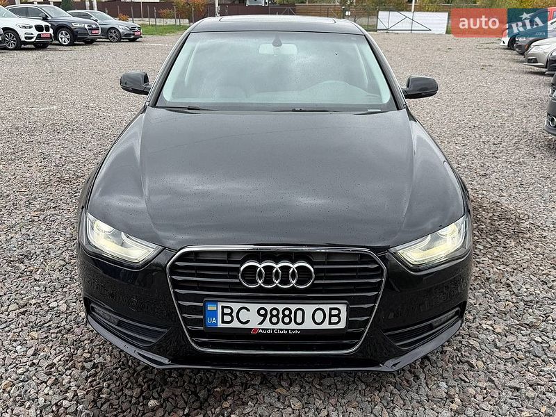 Седан Audi A4 2013 в Винниках