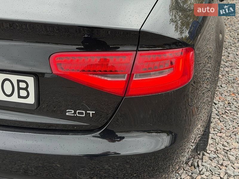 Седан Audi A4 2013 в Винниках