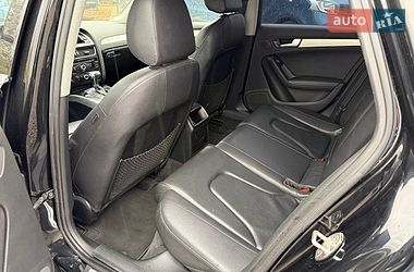 Седан Audi A4 2013 в Винниках