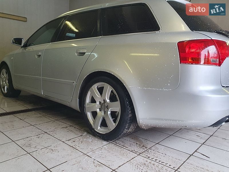 Универсал Audi A4 2005 в Киеве