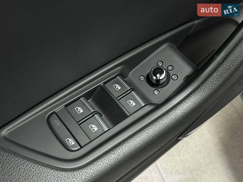 Седан Audi A4 2017 в Києві