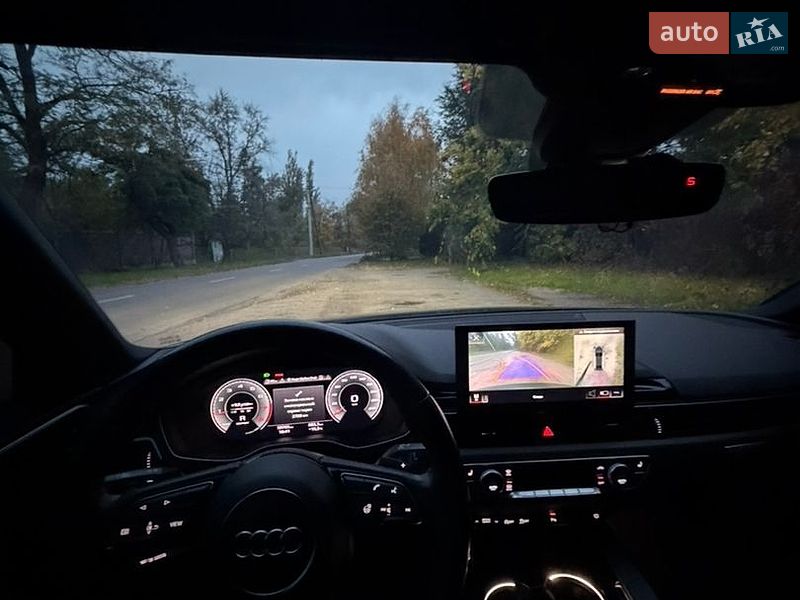 Седан Audi A4 2021 в Запорожье