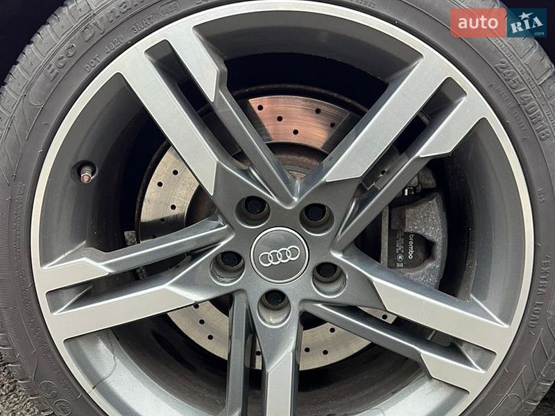 Седан Audi A4 2016 в Ковелі