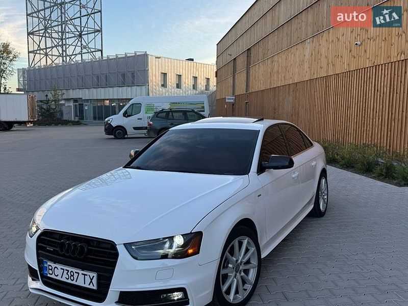 Седан Audi A4 2015 в Львові