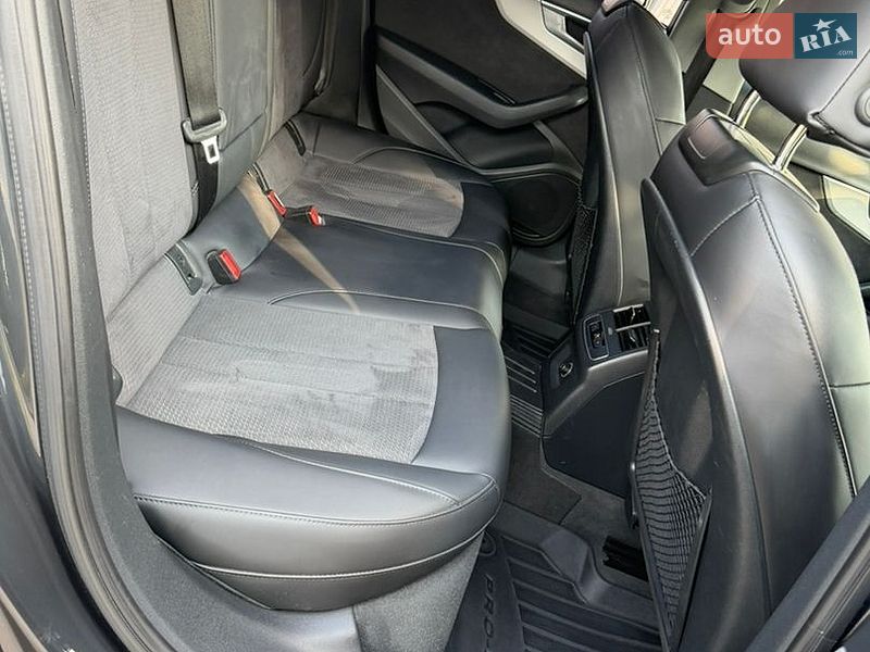 Універсал Audi A4 2019 в Дрогобичі