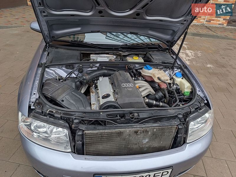 Седан Audi A4 2004 в Калуше