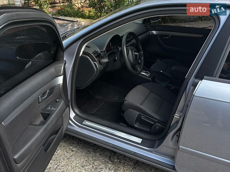 Седан Audi A4 2006 в Николаеве