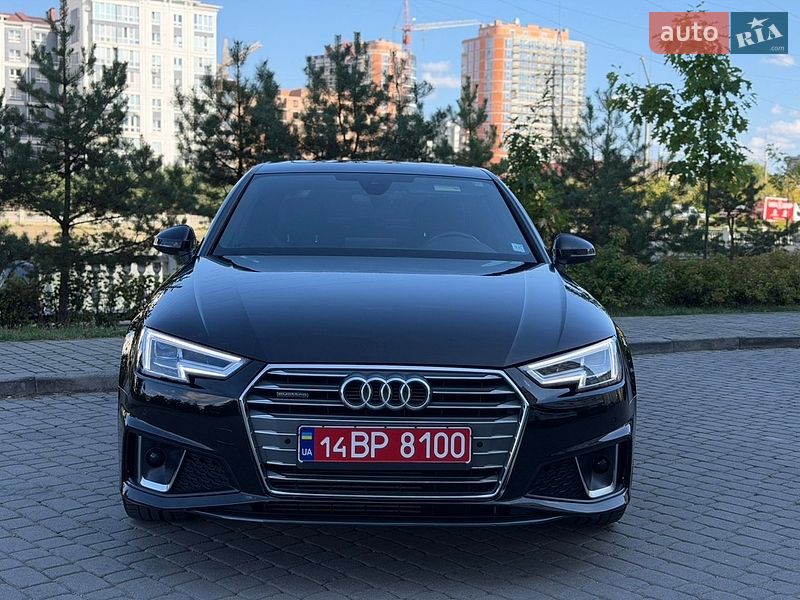Седан Audi A4 2017 в Ивано-Франковске