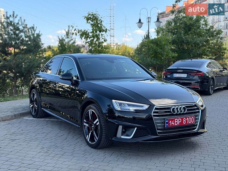Седан Audi A4 2017 в Ивано-Франковске