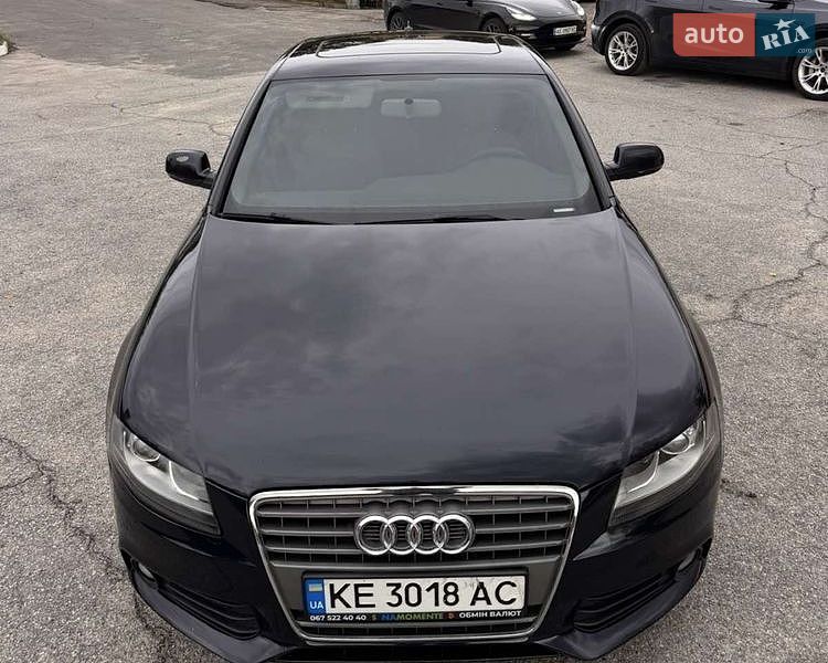 Седан Audi A4 2010 в Дніпрі