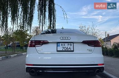 Седан Audi A4 2017 в Песочине