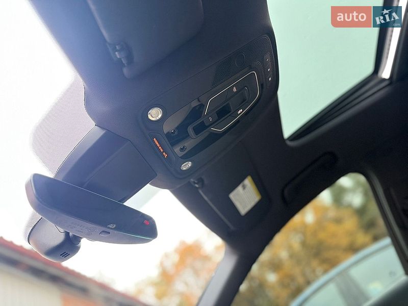 Седан Audi A4 2017 в Львові