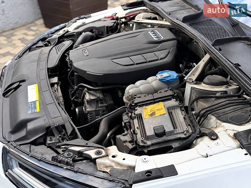 Седан Audi A4 2018 в Кропивницькому