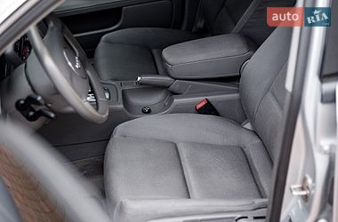 Універсал Audi A4 2001 в Бару