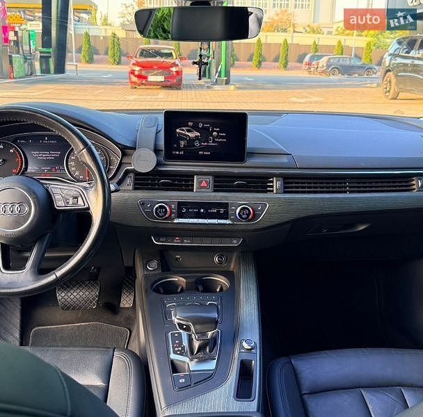 Седан Audi A4 2018 в Тернополі