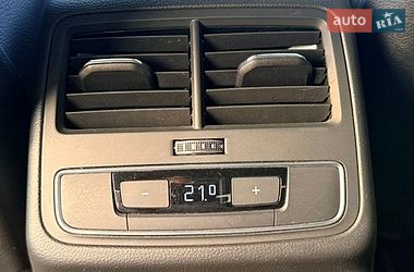 Седан Audi A4 2018 в Тернополі