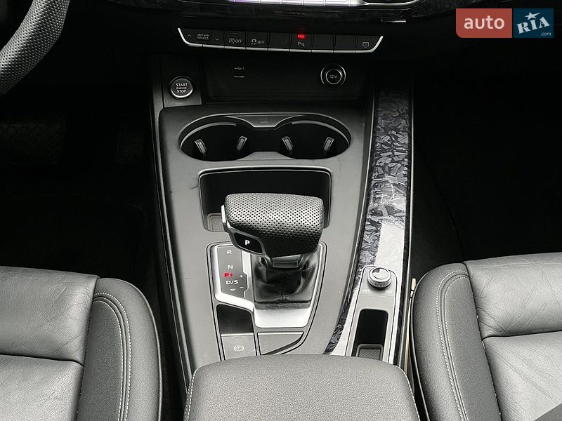 Седан Audi A4 2019 в Києві