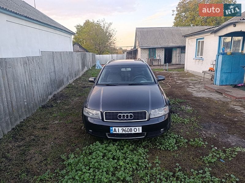 Универсал Audi A4 2004 в Киеве фото Универсал Audi A4 2004 в Киеве