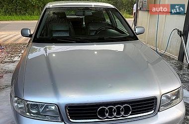 Седан Audi A4 1999 в Одесі