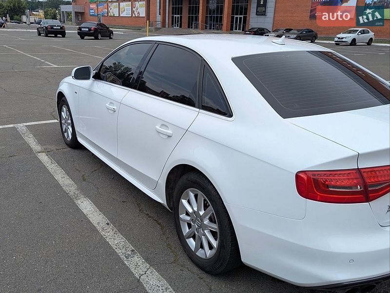 Седан Audi A4 2014 в Броварах