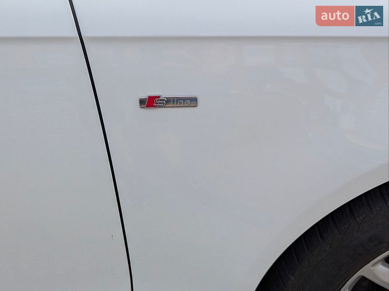 Седан Audi A4 2014 в Броварах